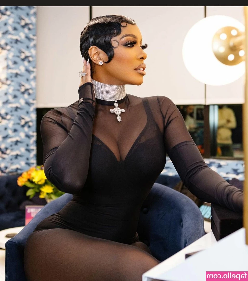 Porsha Williams [ porsha-williams ] - Hello, there!