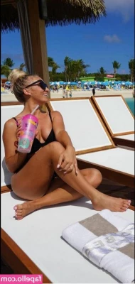 Chelsea Kreiner [ chelsea-kreiner ] - janna_barbie    janna_barbieLook at me wet  I want you to look at