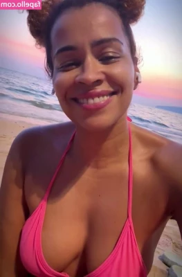 Diana Schneider [ diana-schneider ] - should i cum back baby? 😘