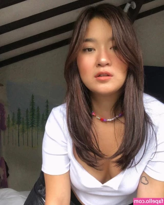 Sabrina Athika [ sabrina-athika ] - She made her page free now  make sure you won t miss this opportunity