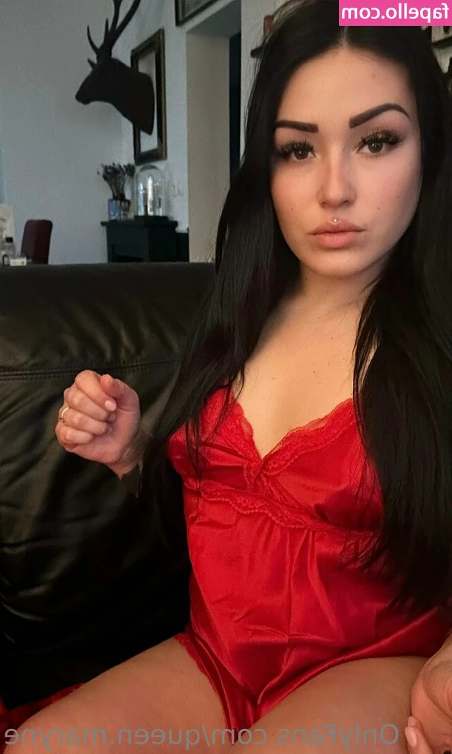queen.maryne [ queen-maryne ] - Risky Business!  It was definitely nerve wracking taking this video