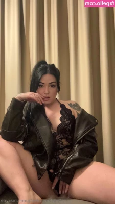 queen.maryne [ queen-maryne ] - Dm me for more