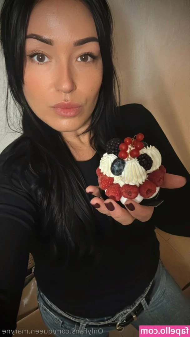 queen.maryne [ queen-maryne ] - Nothing I love more than hot sex & denying you immediately after