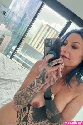 whiterabbitsx - Lets play tonight  Im ready when you are     Im so fucking horny 