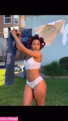 Parker McKenna Posey [ parker-mckenna-posey ] - Free Full Video   kittybecki loves when I wake her up w her pussy in