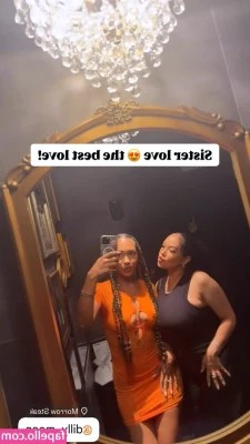 Parker McKenna Posey [ parker-mckenna-posey ] - Uhm isn’t this neat? You can see my puussy and my ass bouncing