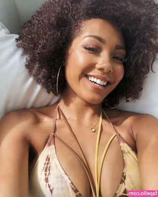 Parker McKenna Posey [ parker-mckenna-posey ] - Woke up wanting to get fucked so bad