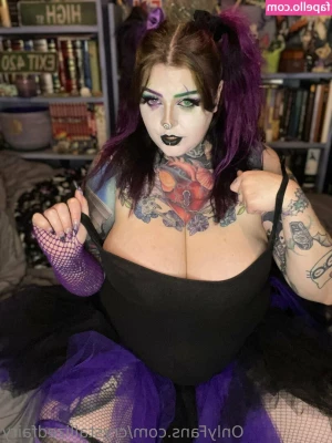 crystallizedfairy - Nackt in schwarzen Nylons