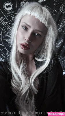 superbiaxxfree - Nice to look at  naughty to the core  wanna have some fun right now