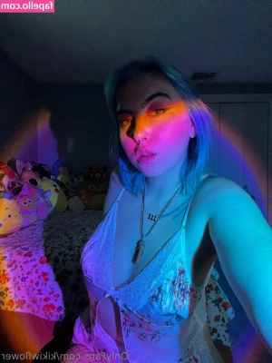 kikiwflower - Decided to play alittle today really needed the stress relief