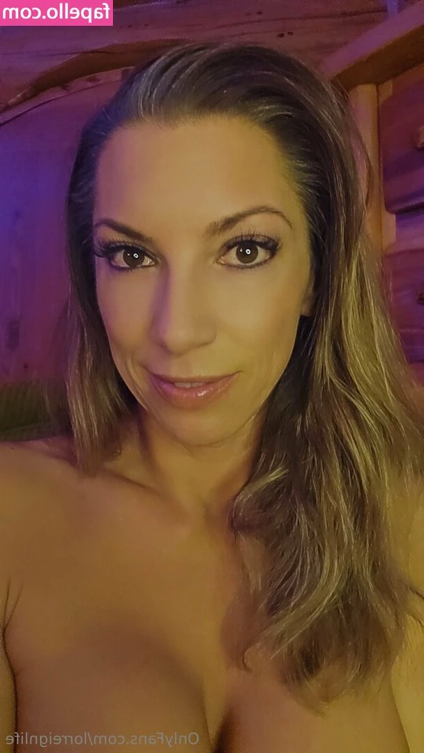 lorreignlife - Good night loves