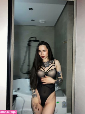 annyralphs - Do you want to grab this leash