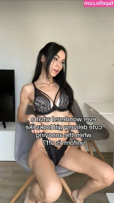 Vanessa Jacobs [ vanessa-jacobs ] - Heavy heavy