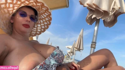 Fenice Modella [ fenice-modella ] - Oh, and I'm sending out a b/g message to my VIP today <3