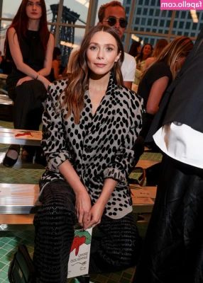 Elizabeth Olsen [ elizabeth-olsen ] - Look how cute