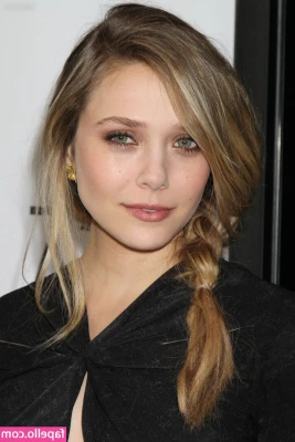 Elizabeth Olsen [ elizabeth-olsen ] - some cute artemis booty ❤️❤️
