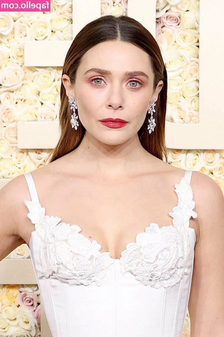 Elizabeth Olsen [ elizabeth-olsen ] - Il faisait tellement beau aujourd hui   vous voulez voir ma prochaine