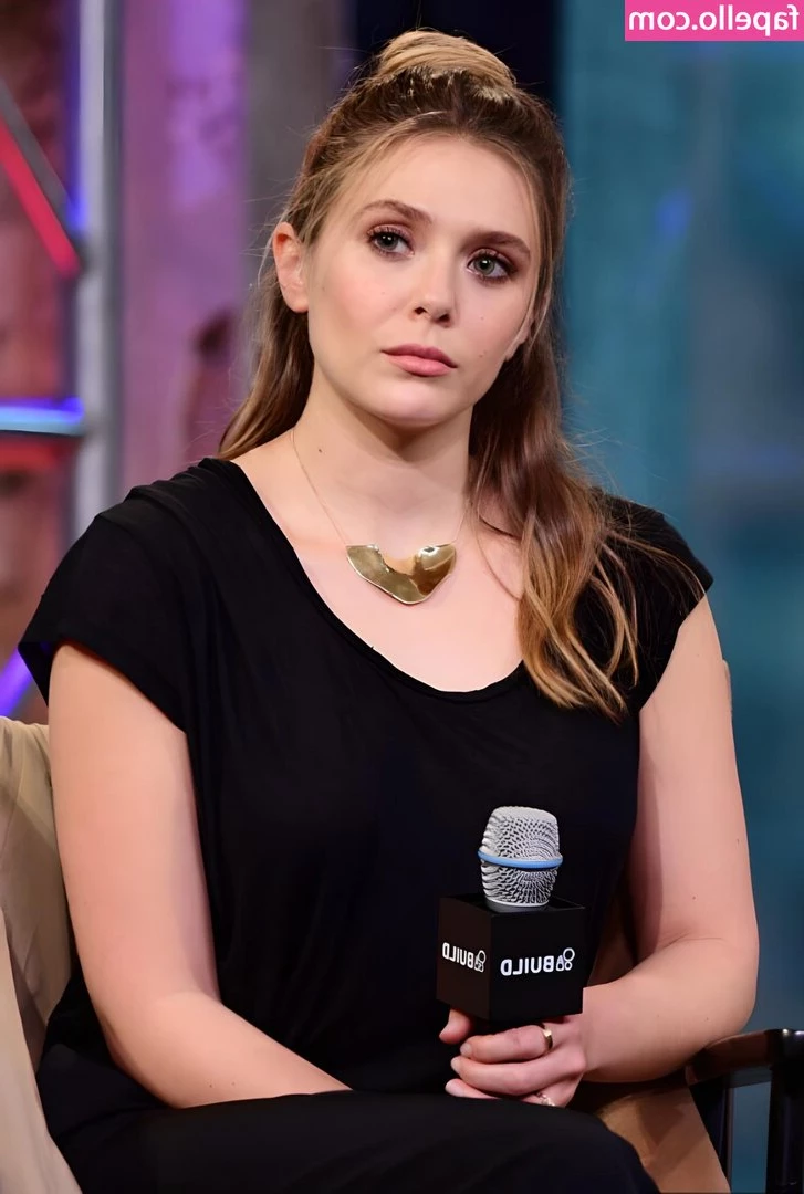 Elizabeth Olsen [ elizabeth-olsen ] - Violent little thing🤤