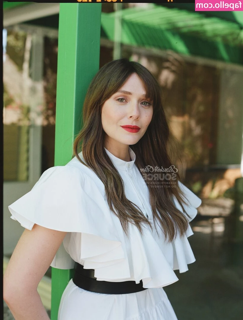 Elizabeth Olsen [ elizabeth-olsen ] - You could say I’ve been baking 🫣