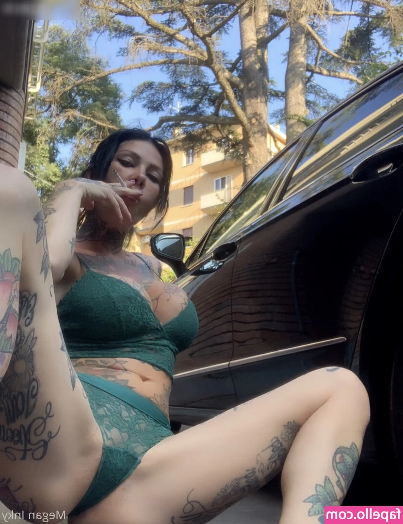 Megan Inky [ megan-inky ] - Full Squirt Video
