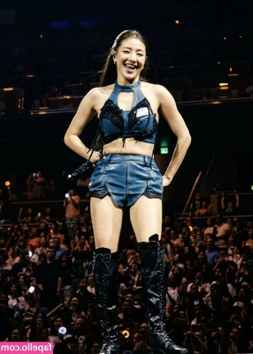 Jihyo - Are you going to keep me waiting babe! Head to my DMs #PRIVATEXXXSHOWS
