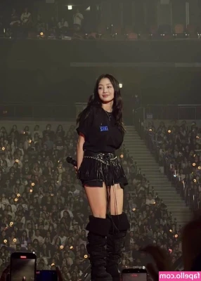Jihyo - Let’s book some video chats this week! Who’s in?!
