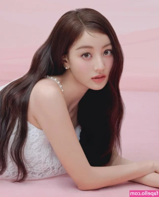 Jihyo - She was in the mood for a loooong and sexy nylon footjob. Made him