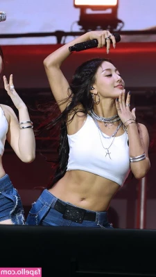 Jihyo - OMG! I love this outfit on me!!!  If you have tipped me, thank you so