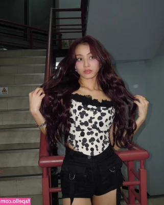 Jihyo - What would you grab first?