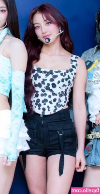 Jihyo - My DMs are open!!!