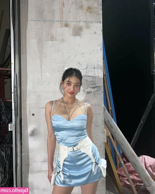 Jihyo - Jackson loves to catch me with my pussy out   I was replying to your
