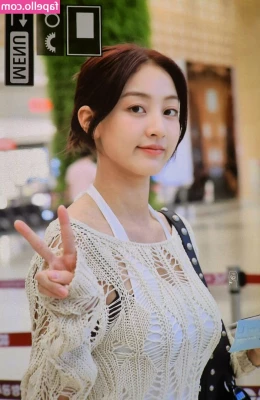 Jihyo - Hot Weekend Coming up  will have Three BBC Studs staying over for an