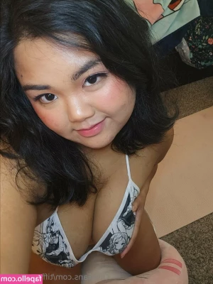 tiffany_mae6 [ tiffany-mae6 ] - I need to get more g-strings 🥲