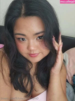 tiffany_mae6 [ tiffany-mae6 ] - Happy hump day ☀️