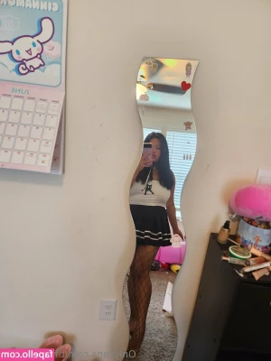 tiffany_mae6 [ tiffany-mae6 ] - Just another Sunday 😉 💕 love when he spanks me hard