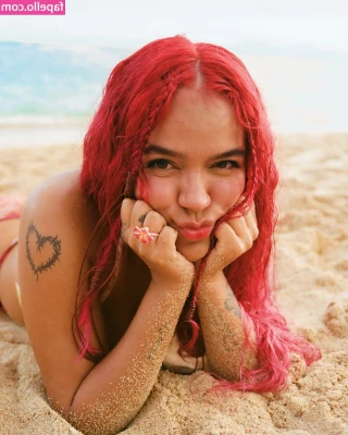 Karol G [ karol-g ] - comment what you d do to me