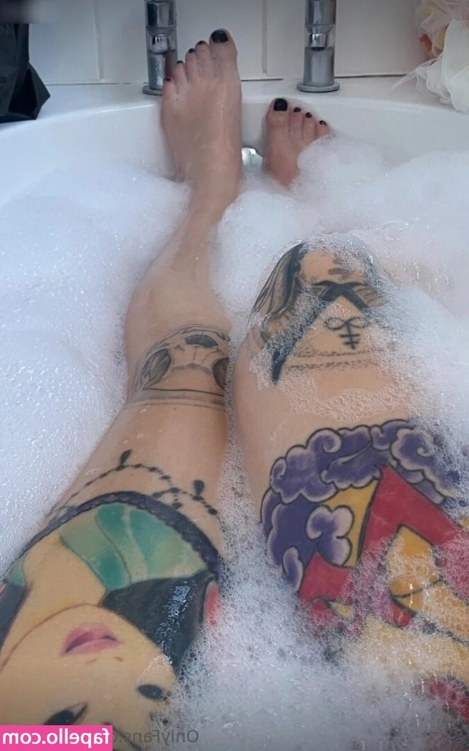 zowatch [ zowatch-1 ] - Wanna see what I'm up to right now? 😈