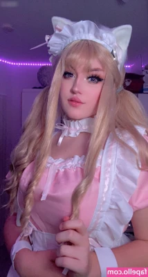 Jooyce.Chan [ jooyce-chan ] - Mmmm dont ya wish you was here taking in these smelly farts