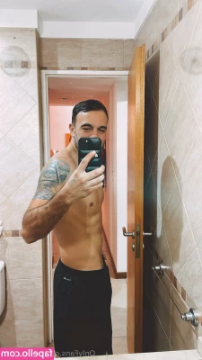 gaston222 - SUCK MY COCk   CUAL TE GUSTA MAS 1  2 o 3   me SACAS LA LECHE