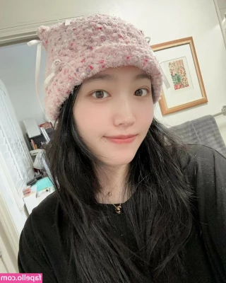 Yoojin - I filmed something really good in bed this morning  lmk if you want