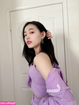 Yoojin - Relieving some much needed tension