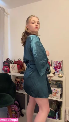  [ nomi-teee ] - Come let me taker you deeper and deeper in to your addiction