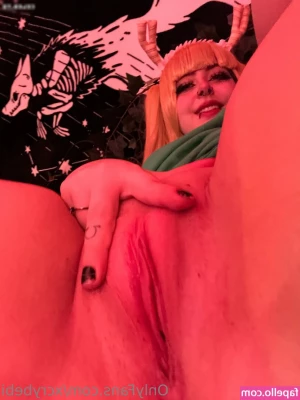 Xcrybebi [ xcrybebi-2 ] - Video I sent to my crush, telling him to come fuck me part 1