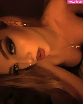 Georgia_Brooksss [ georgia-brooksss ] - TGIF MY FRIENDS!!  Lets have a fun Friday  I'll be LIVE on my spicy