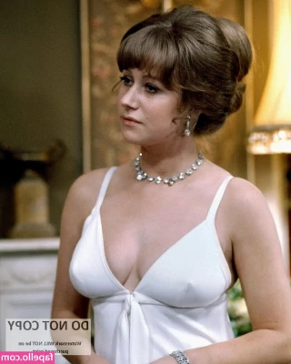 Helen Mirren [ helen-mirren ] - bit of self care for me today