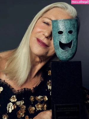 Helen Mirren [ helen-mirren ] - Where are all my feet lovers at  This little milf got a pedi today