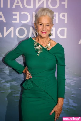 Helen Mirren [ helen-mirren ] - pov  u live with me