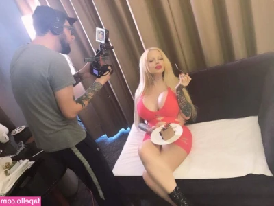 Sabrina Sabrok [ sabrina-sabrok ] - Hab heute mal meine Toys durchgeschaut und direkt lust dazu bekommen