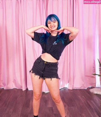 Littlesiha - It's time for Sexy Baking Part 2!  We got a little more into it this