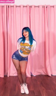 Littlesiha - Pull my hair plz I need it 🥺